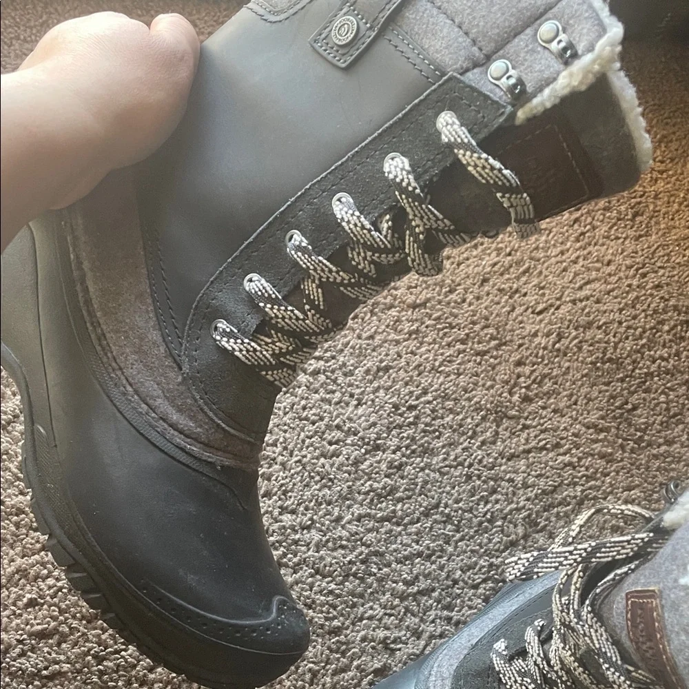 The North Face Black and Gray Winter Boots